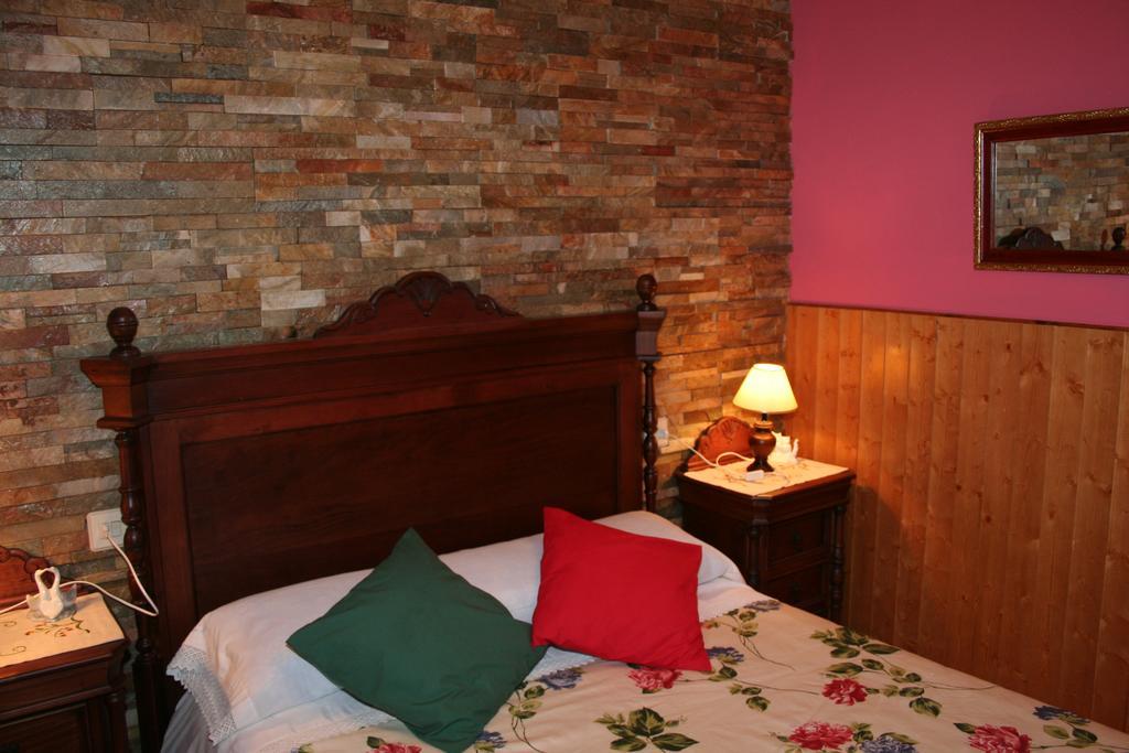 Apartamentos Rurales El Ferreiron カストロポル エクステリア 写真