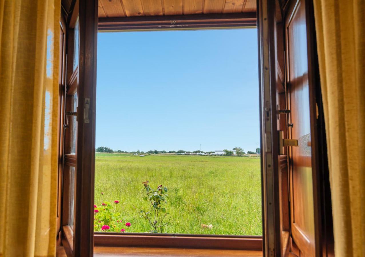 Apartamentos Rurales El Ferreiron カストロポル エクステリア 写真