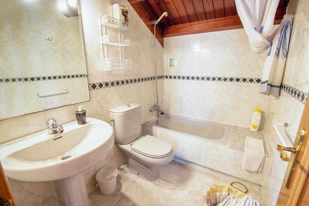 Apartamentos Rurales El Ferreiron カストロポル エクステリア 写真