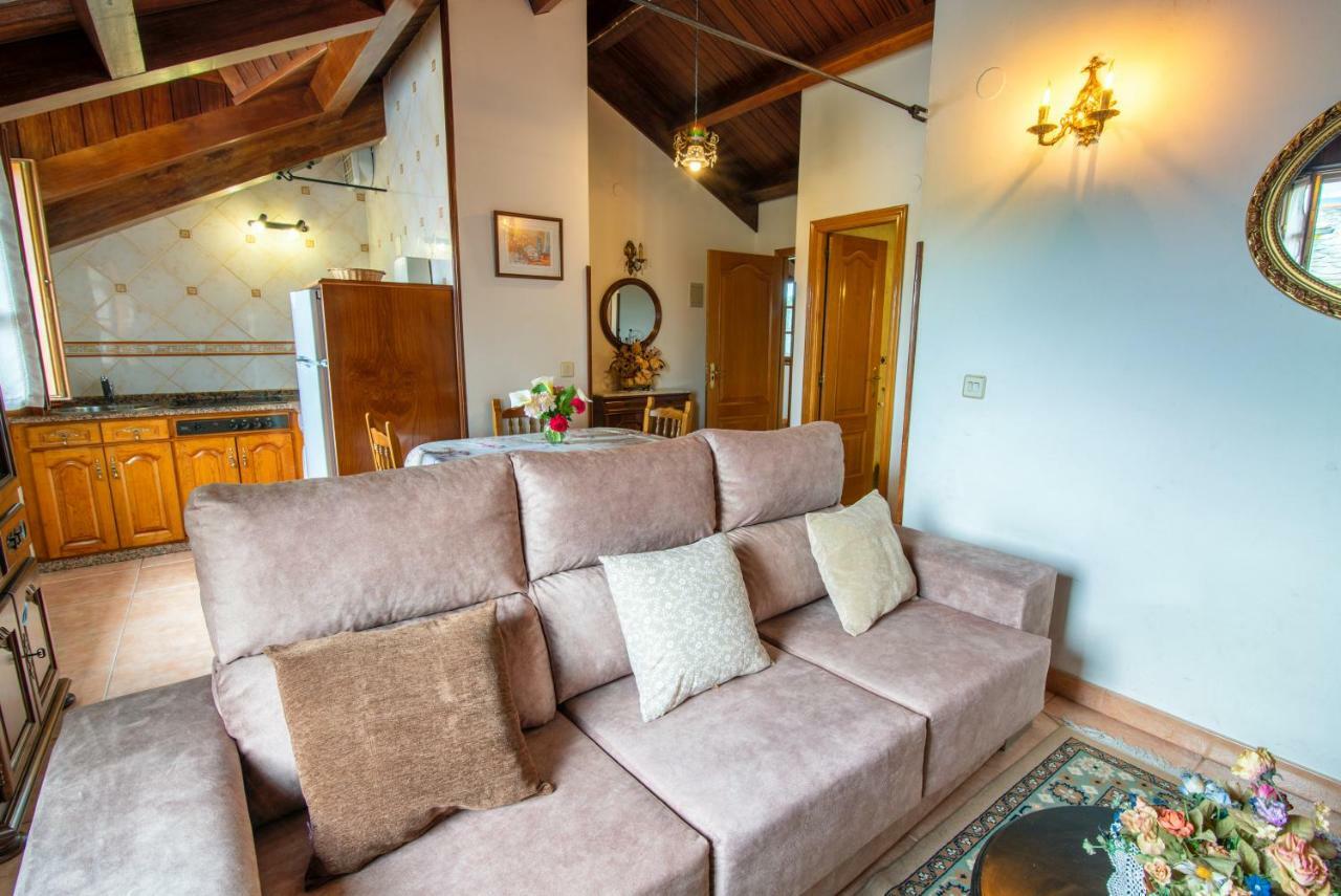 Apartamentos Rurales El Ferreiron カストロポル エクステリア 写真